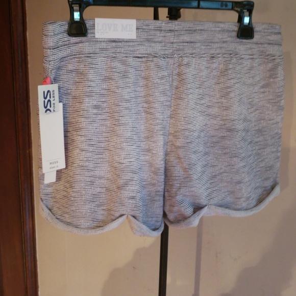 Shorts - Picture 2 of 2